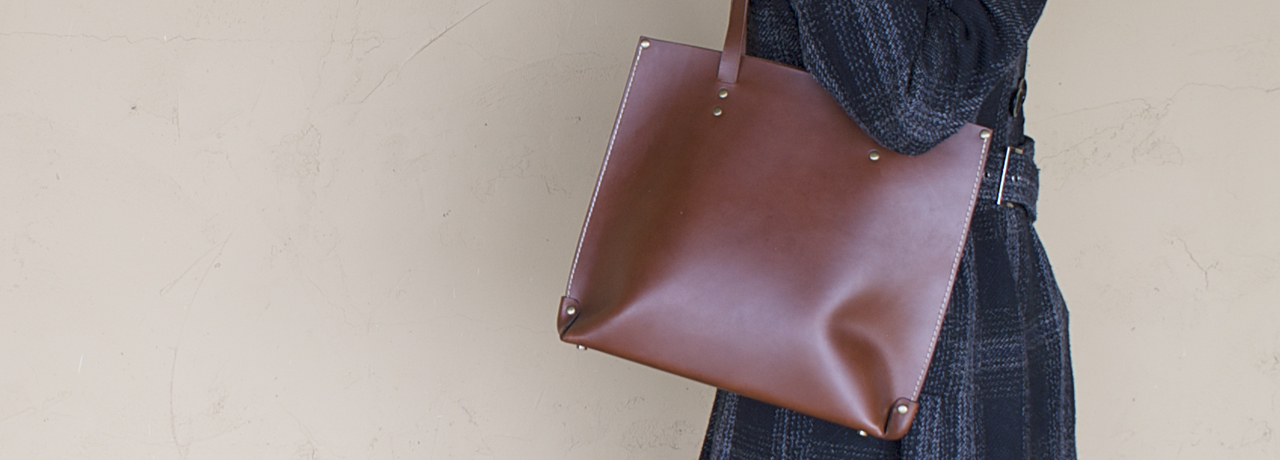 Rugged_Minimalsit_Tote_English_Tan