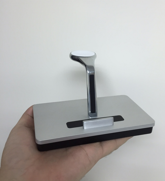 iStand Smart Hub