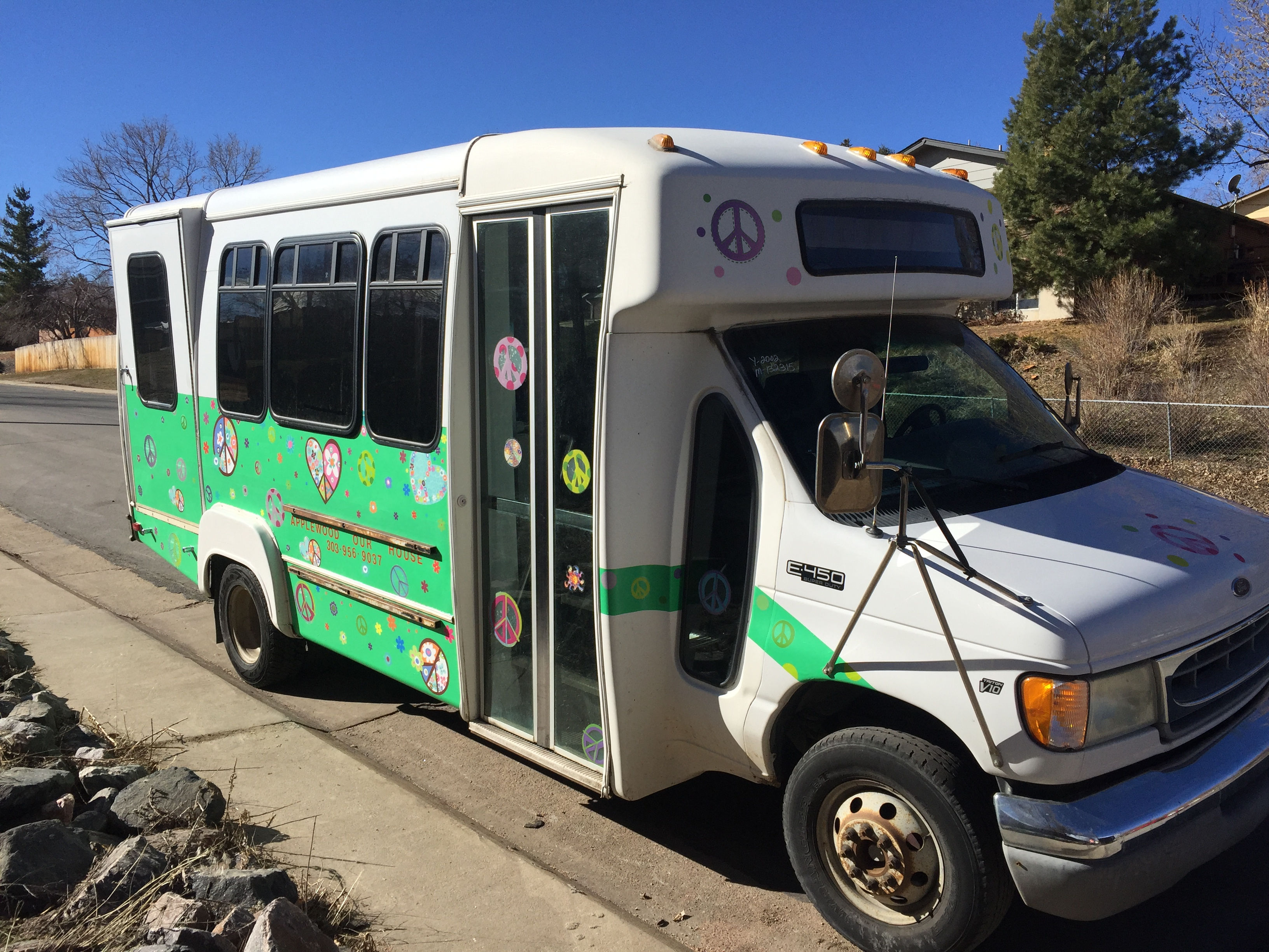 Applewood Our House Bus