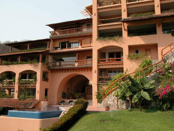 Zihuatanejo Condos