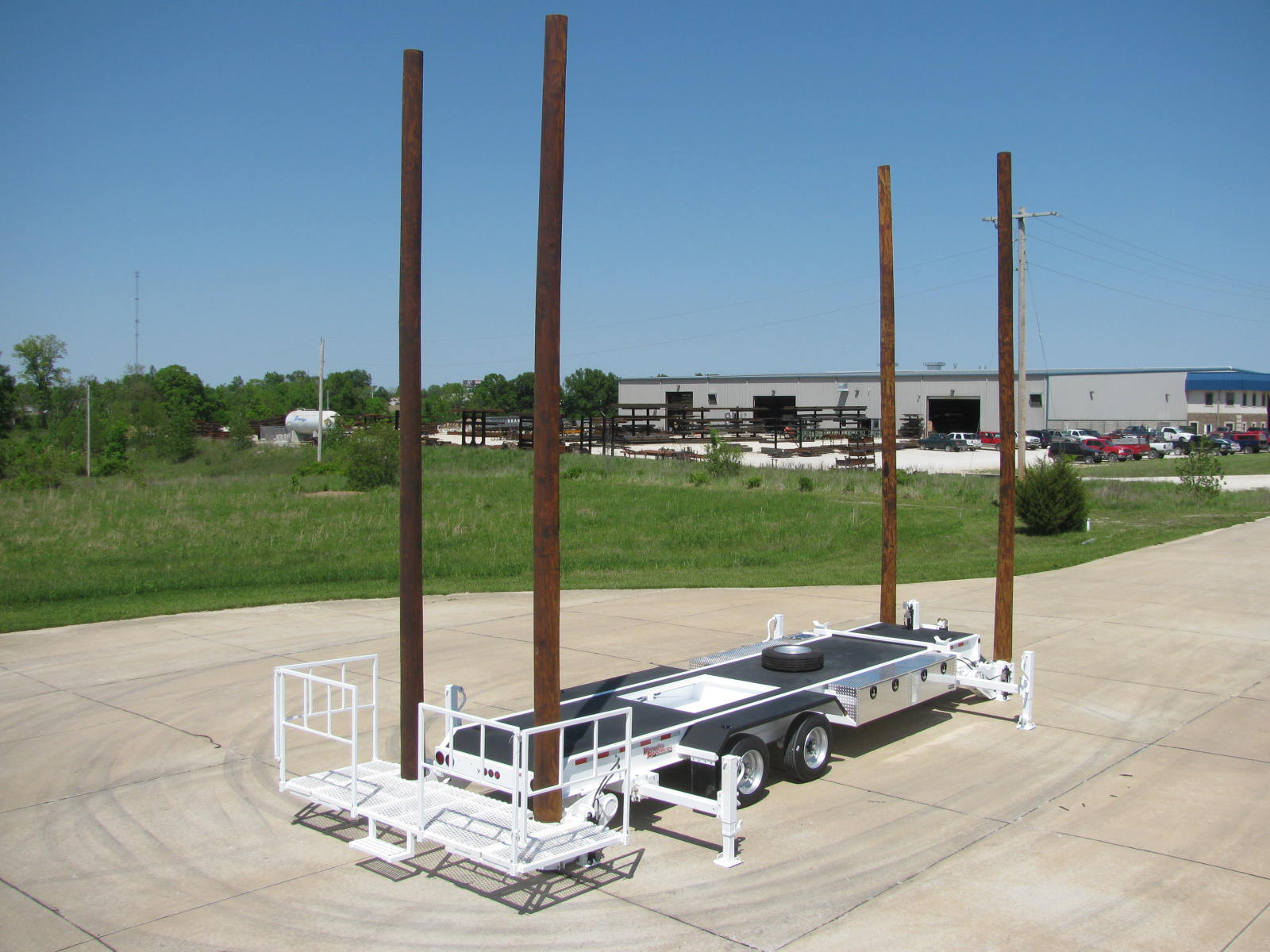 Brooks Brothers Trailers & Equipment Manufactures Mobile Pole Climbing