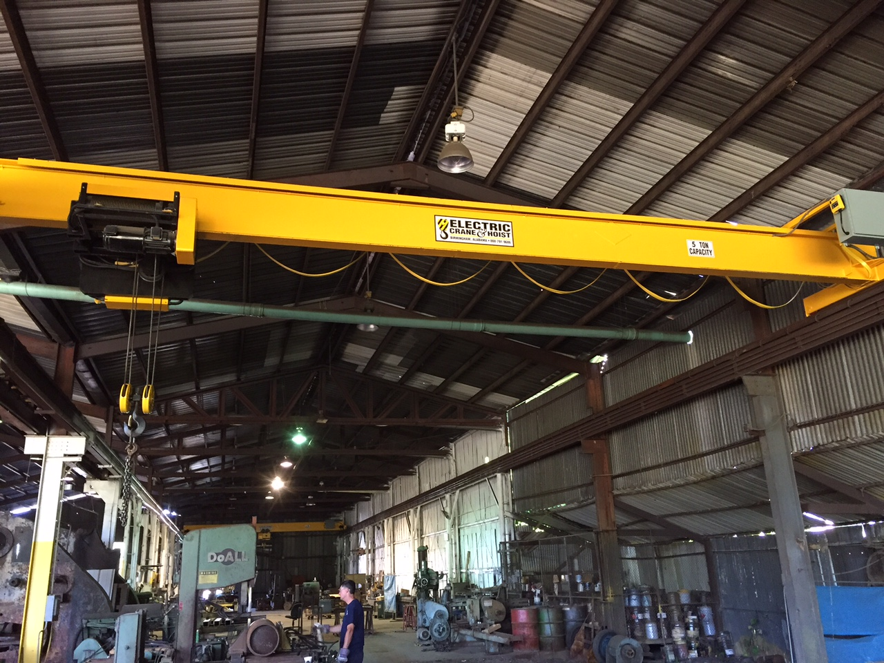 Electric Crane & Hoist Offers Crane Warning Device in Compliance with