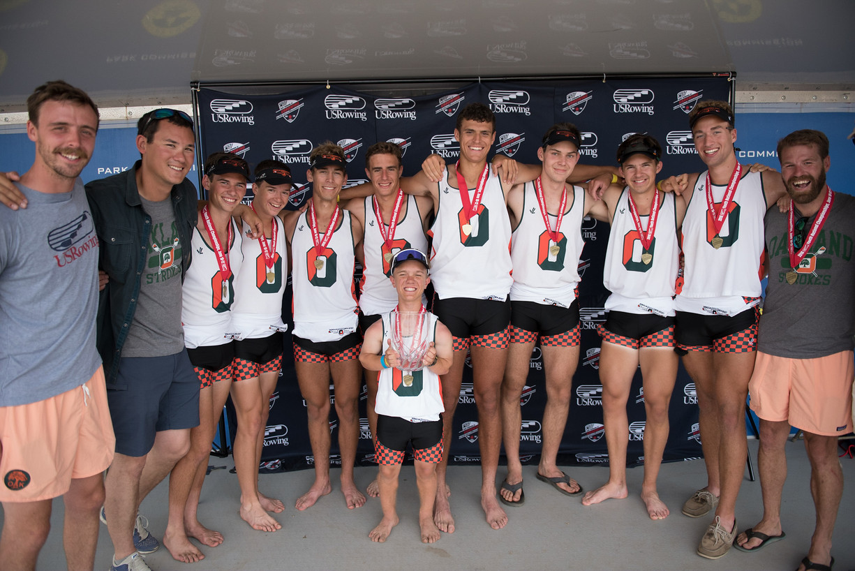 Oakland Strokes Mens Lightweight Varsity 8+ Gold Medalist