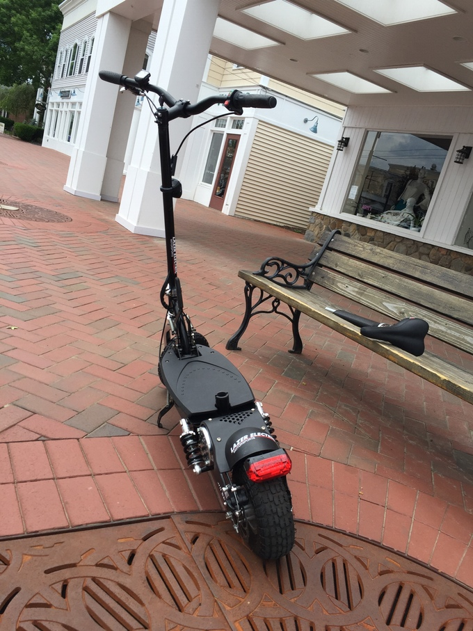 LAZER PULSE Electric Scooters