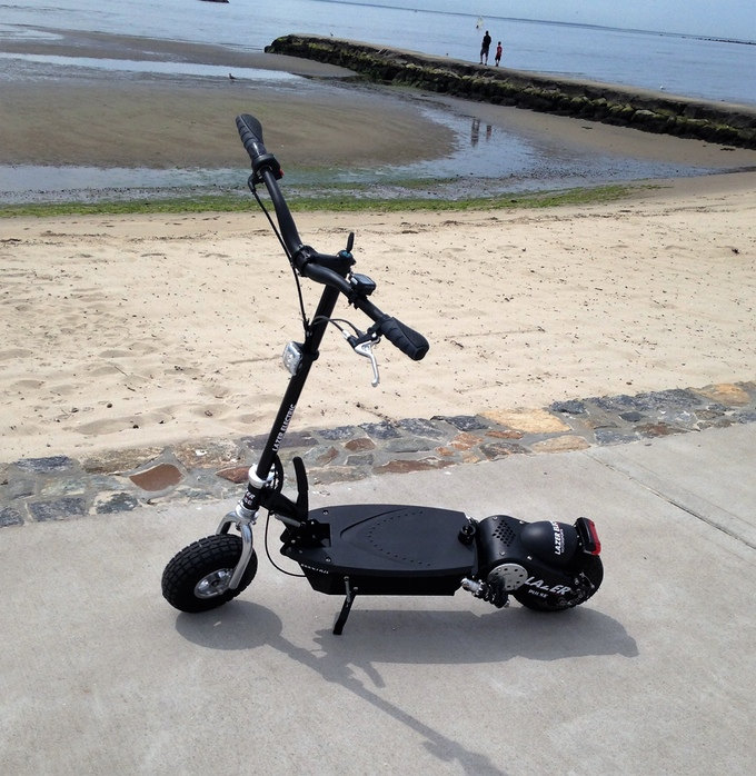 LAZER PULSE Electric Scooters