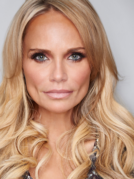 Kristin Chenoweth on Martha's Vineyard and in Provincet'