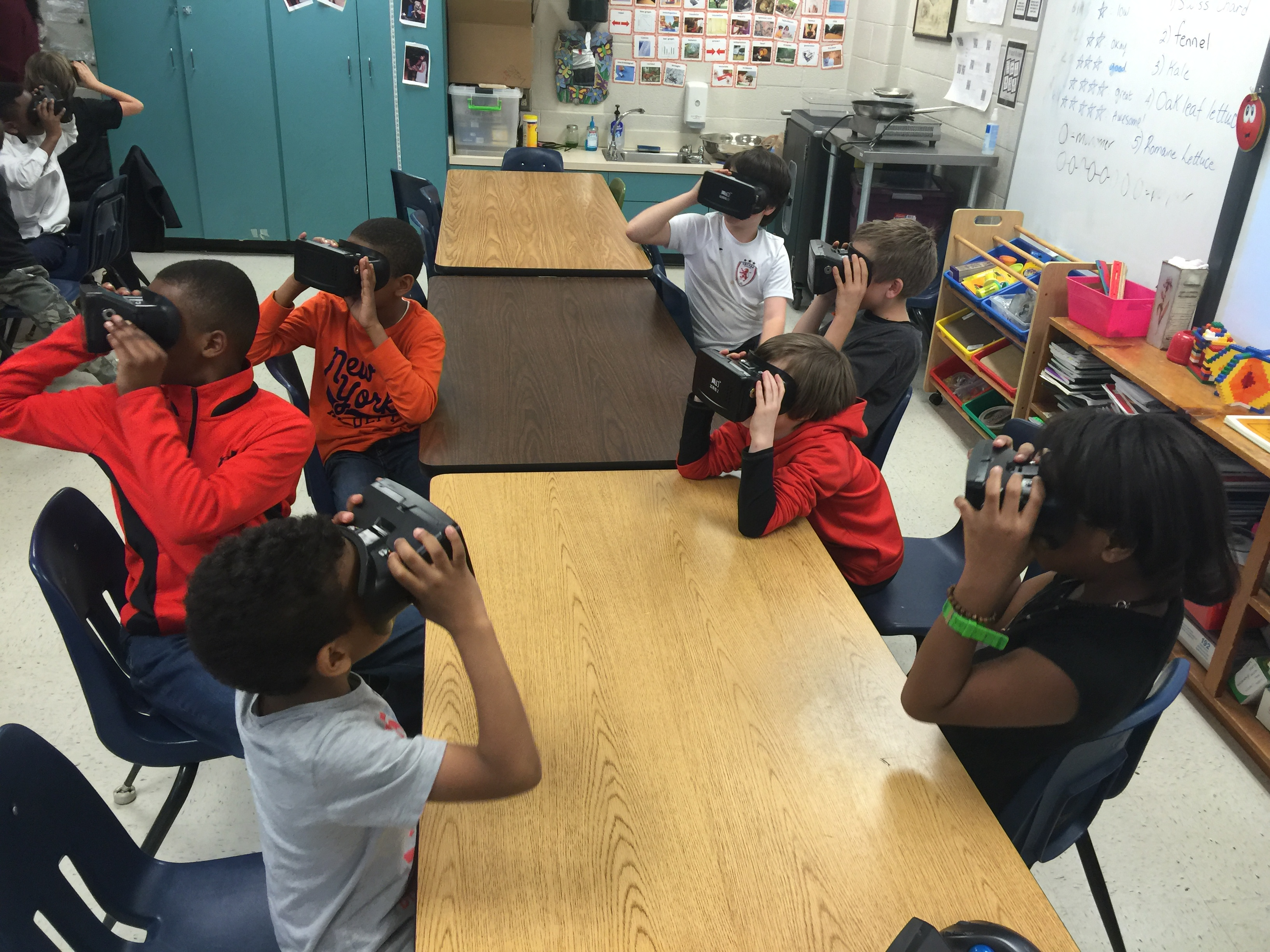 Kids-Tech offers Virtual Reality, Drones and 3D Printing