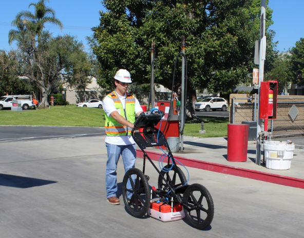 Penhall Technologies GPR Analyst, Mark, locates utilities