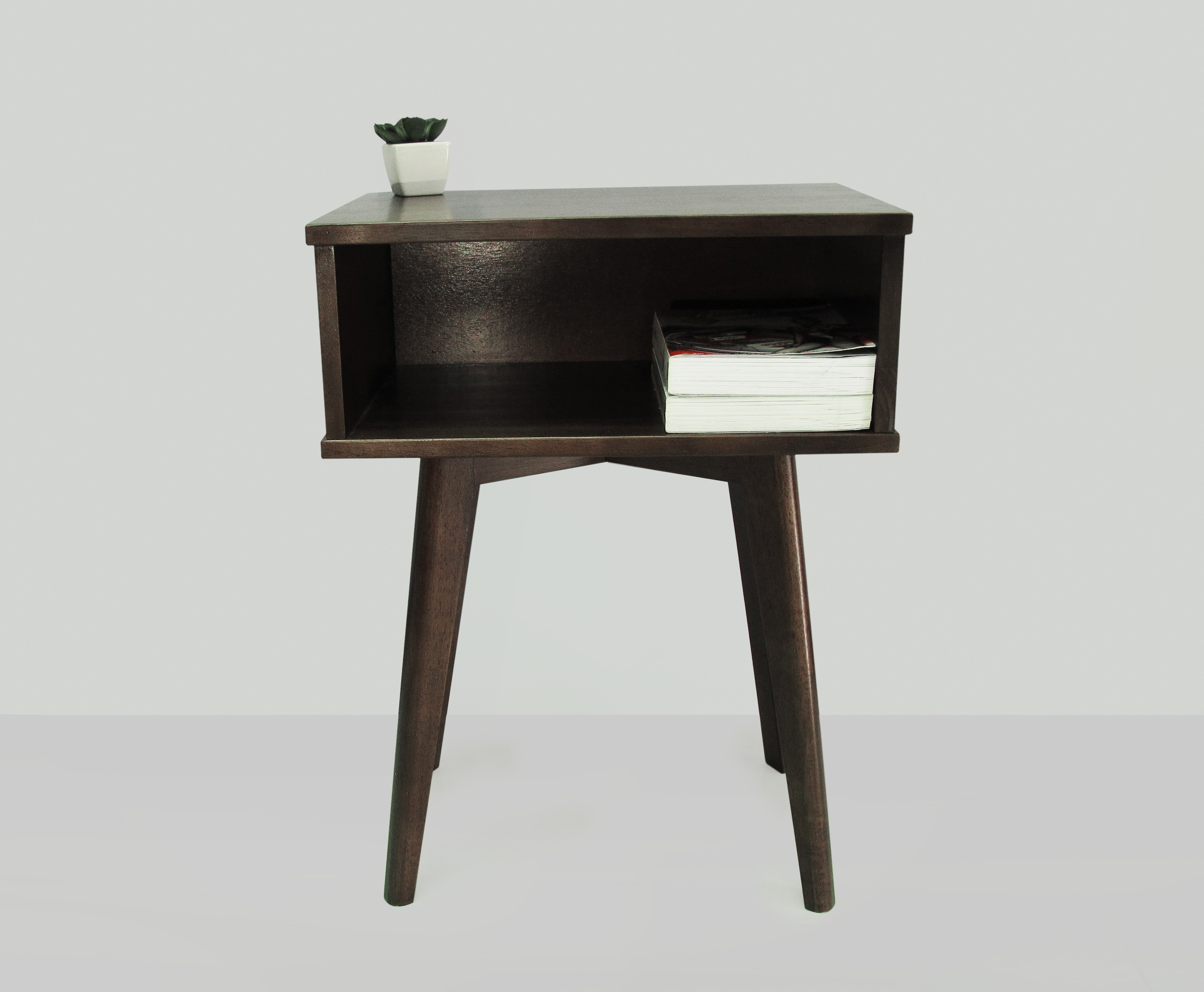 Silvaria Side Table