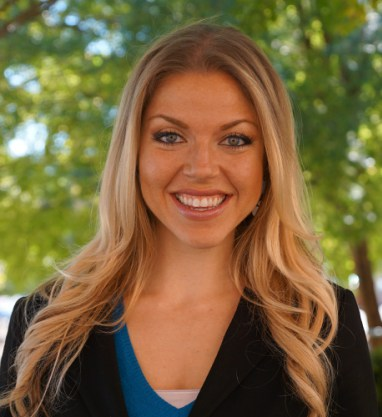 Elyse Archer of Linking Into Sales - Sales Coach'