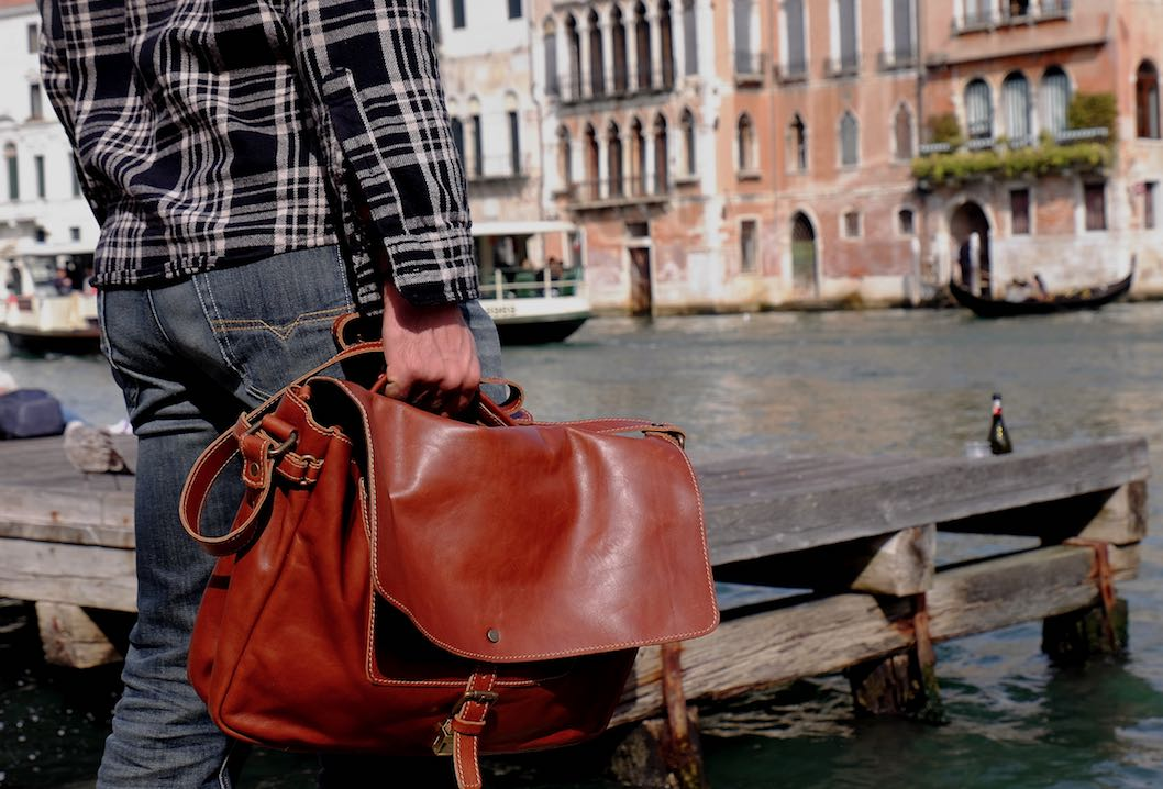 Made in Italy Leather Messenger Bag'