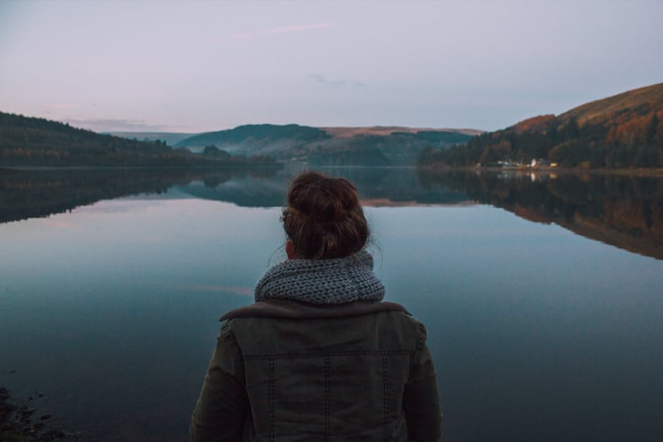 Woman near water'