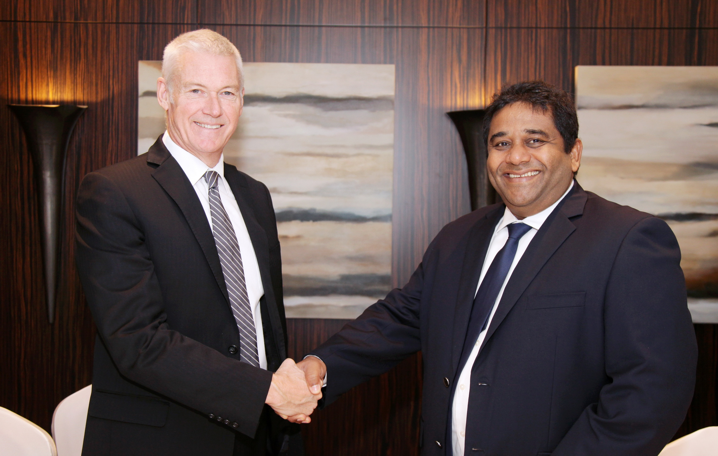 Peter England, RAKBANK CEO and Kapila Ariyaratne, CEO of Sey