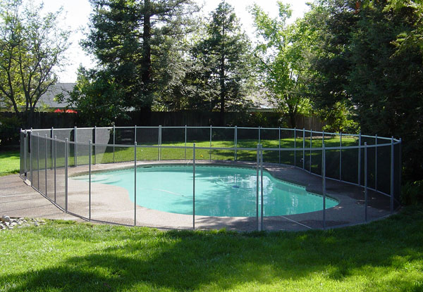 Aluminum Mesh Fences'