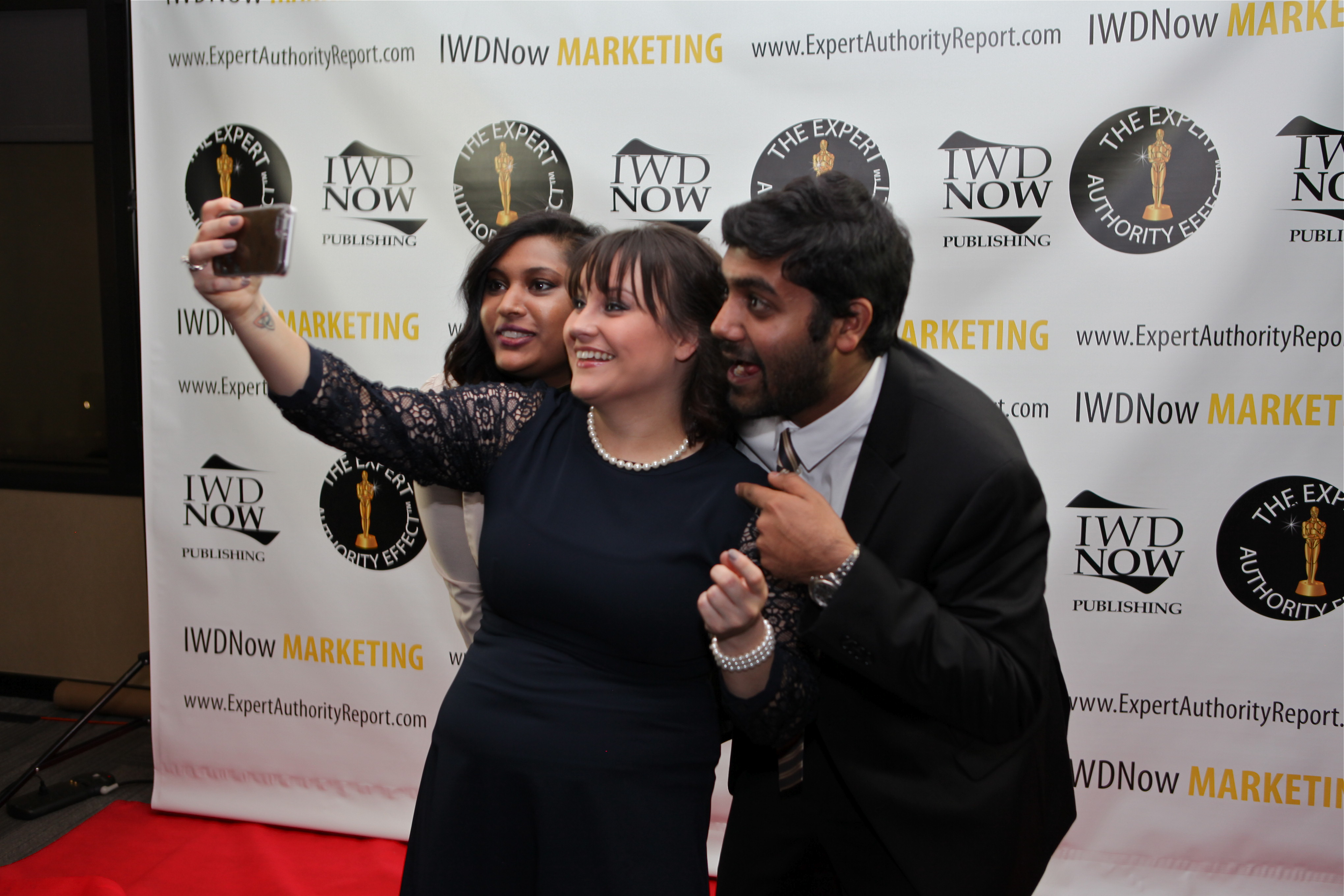 expert_authority_effect_event_livecast