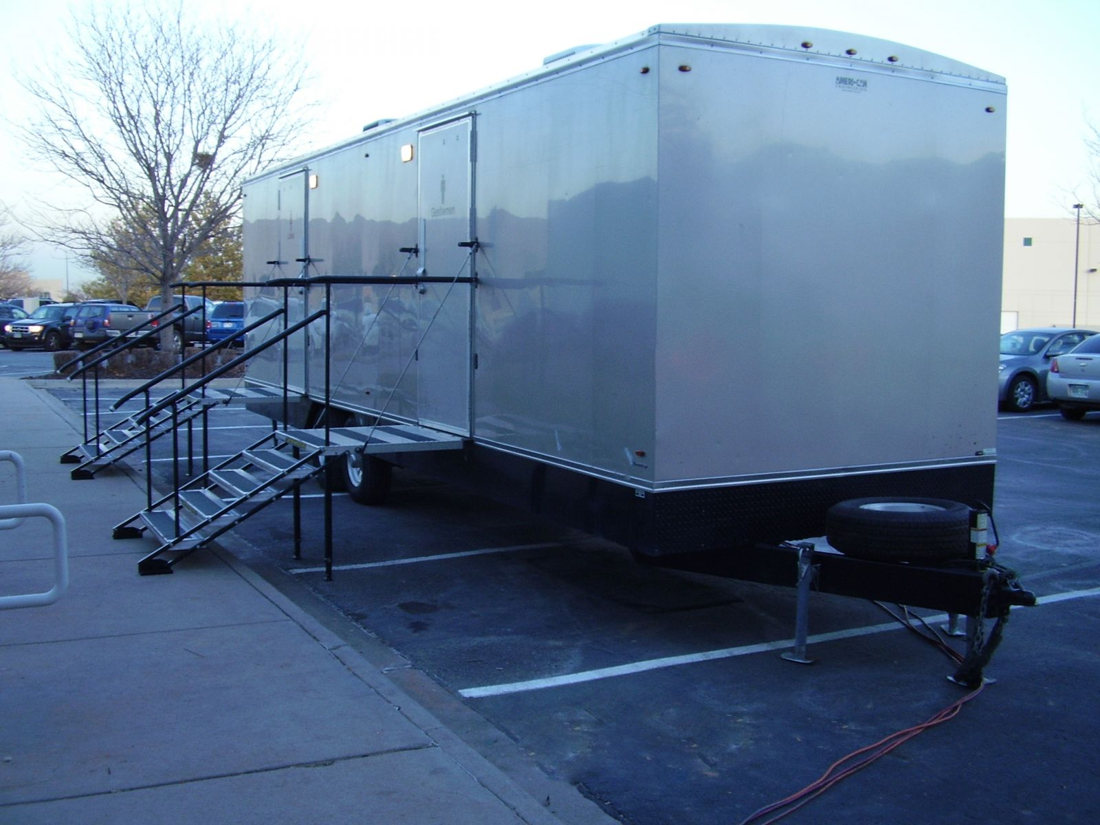 Portable Restrooms for weddings