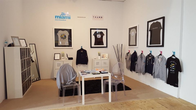 Inside Pocket - Sweatshirts with Style and Performance