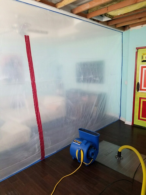 Los Angeles Plumber White Glove 9