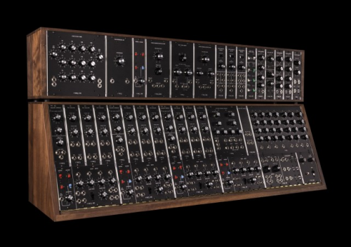 The Moog Synthesizer IIIc Returns to Production'