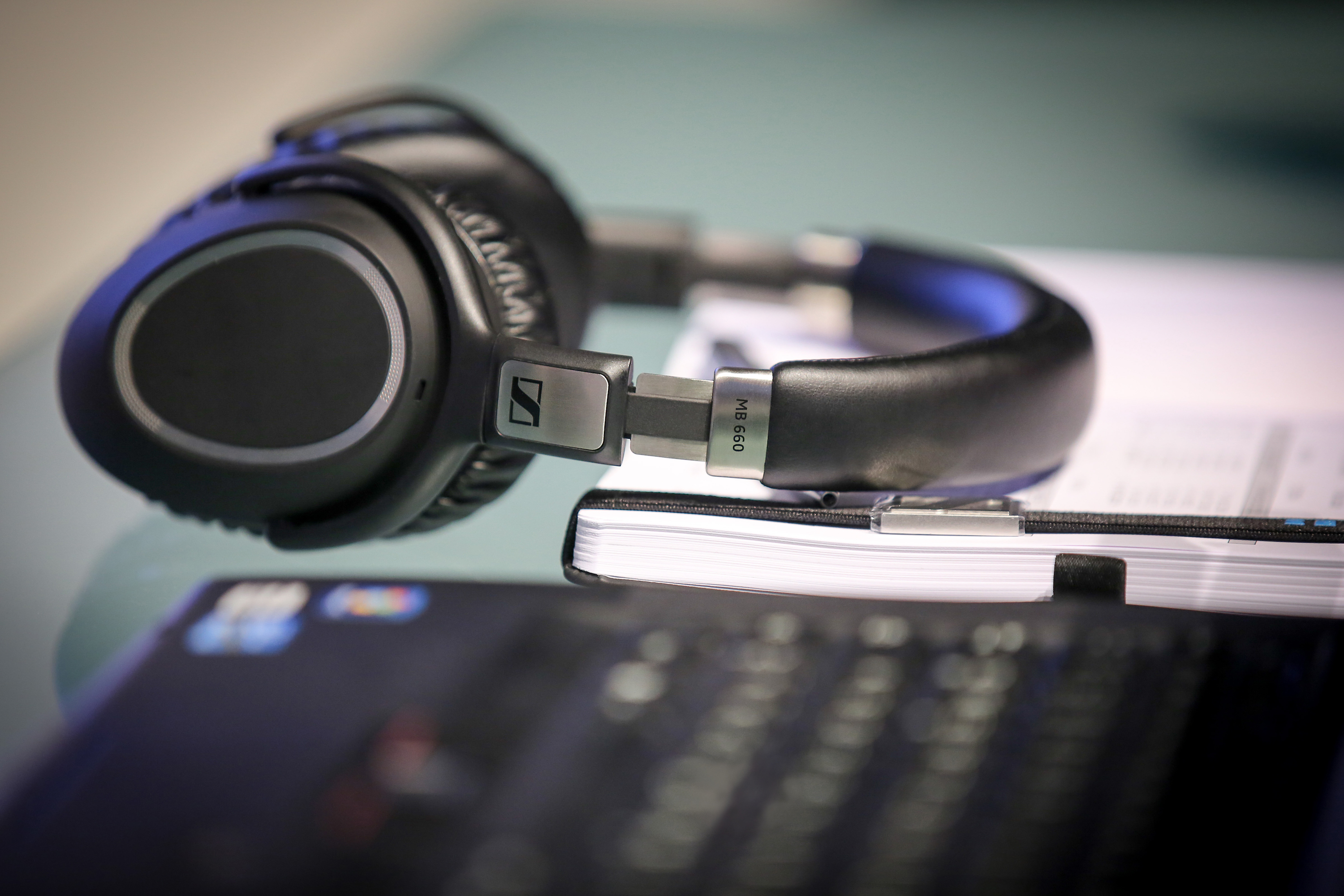 SENNHEISER TO DEMONSTRATE A RANGE OF INNOVATIVE BUSINESS AUD'