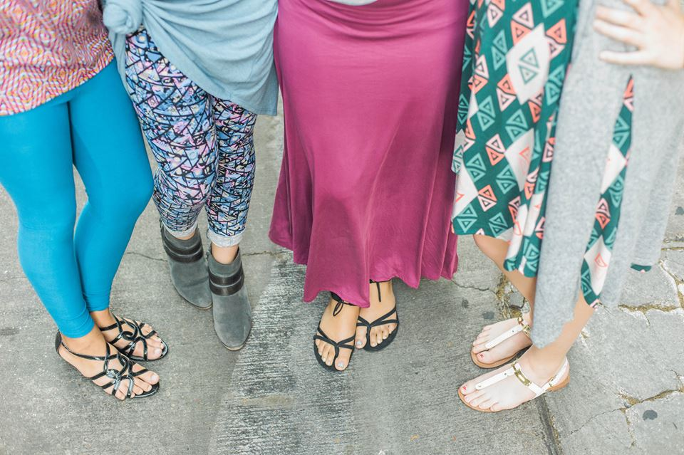 RoeDoneRight Showcases LuLaRoe Style