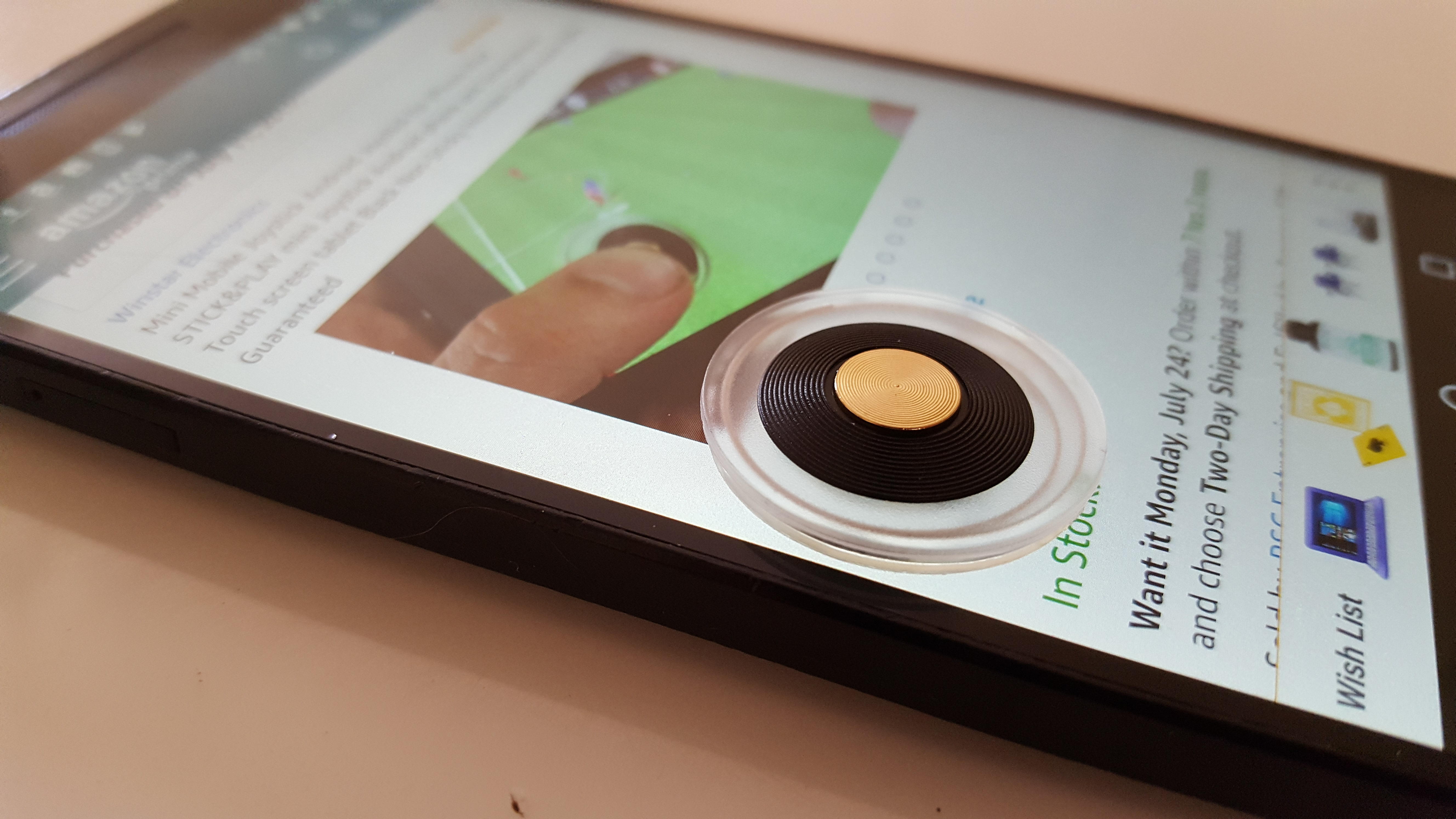 The Future Of Mobile Phone Gaming : Stick&amp;Play Joyst'