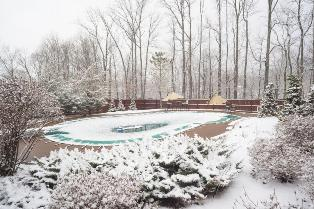 Eastern Pools'