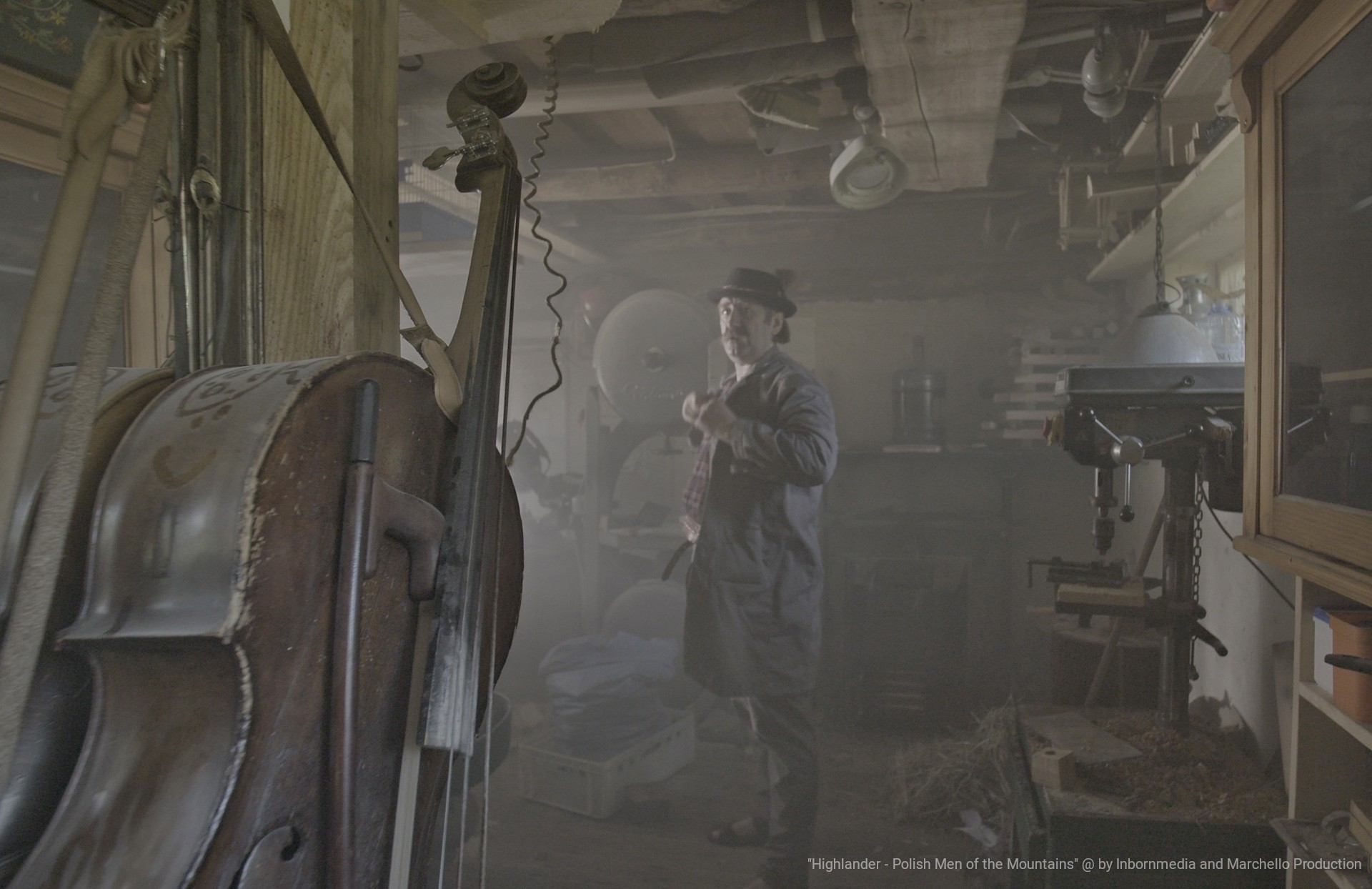 Highlander - bagpipe constructor'