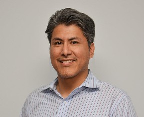 Carlos Bustamante