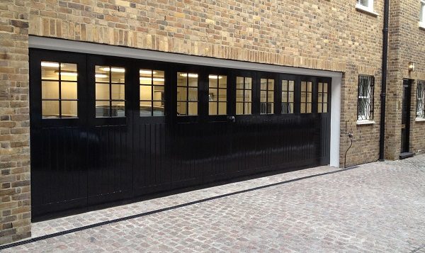 Bespoke Garage Doors from Rundum Meir
