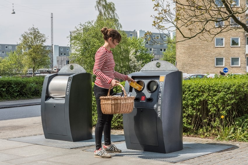 Underground Waste Containers market'