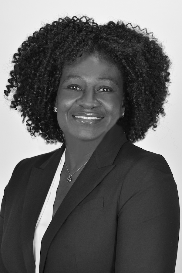 Dorette Oppong-Takyi, Luxury Real Estate Broker Associate'