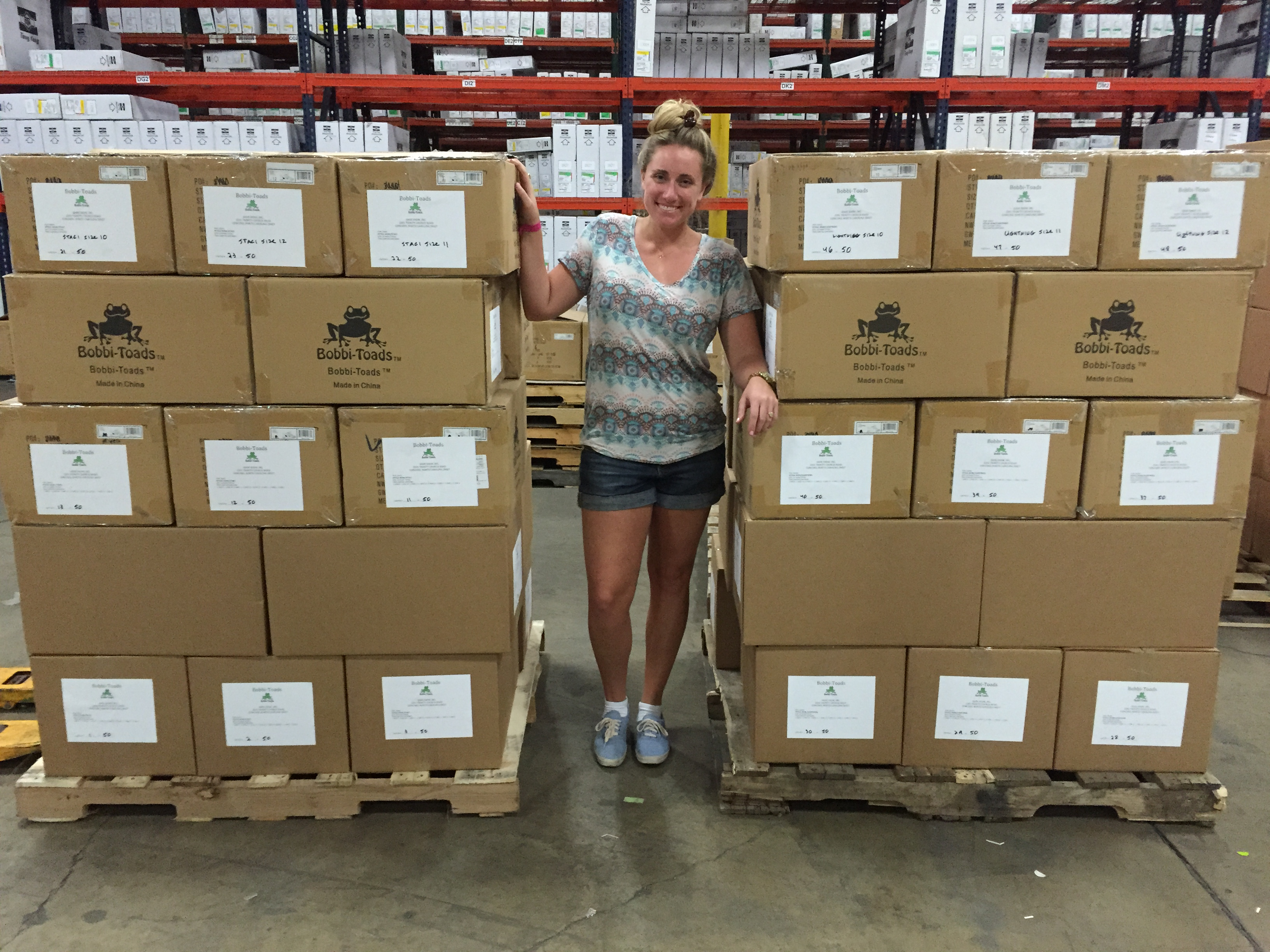 Bobbi-Toads Donates Shoes to Puerto Rican Families