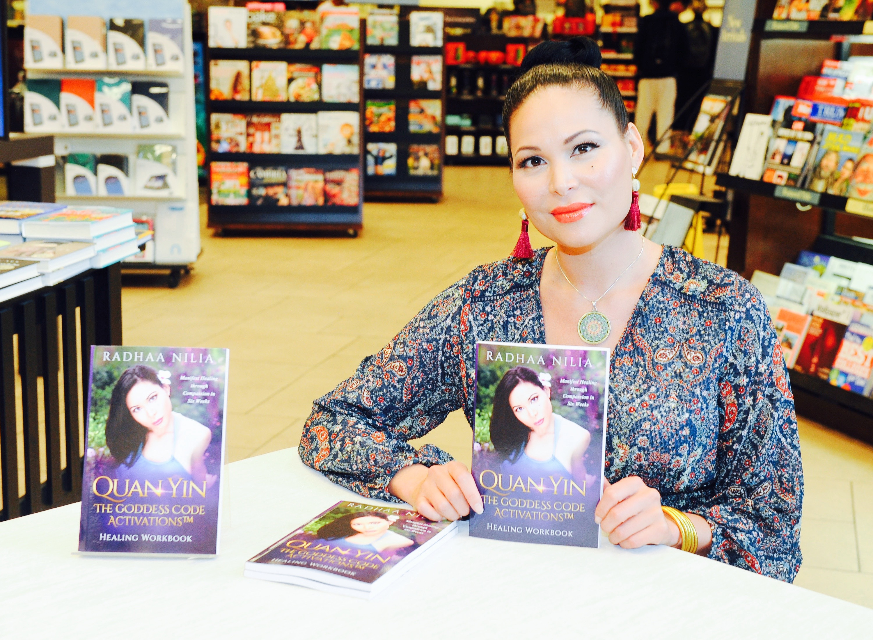 Radhaa_Nilia_Quan_Yin.jpg'