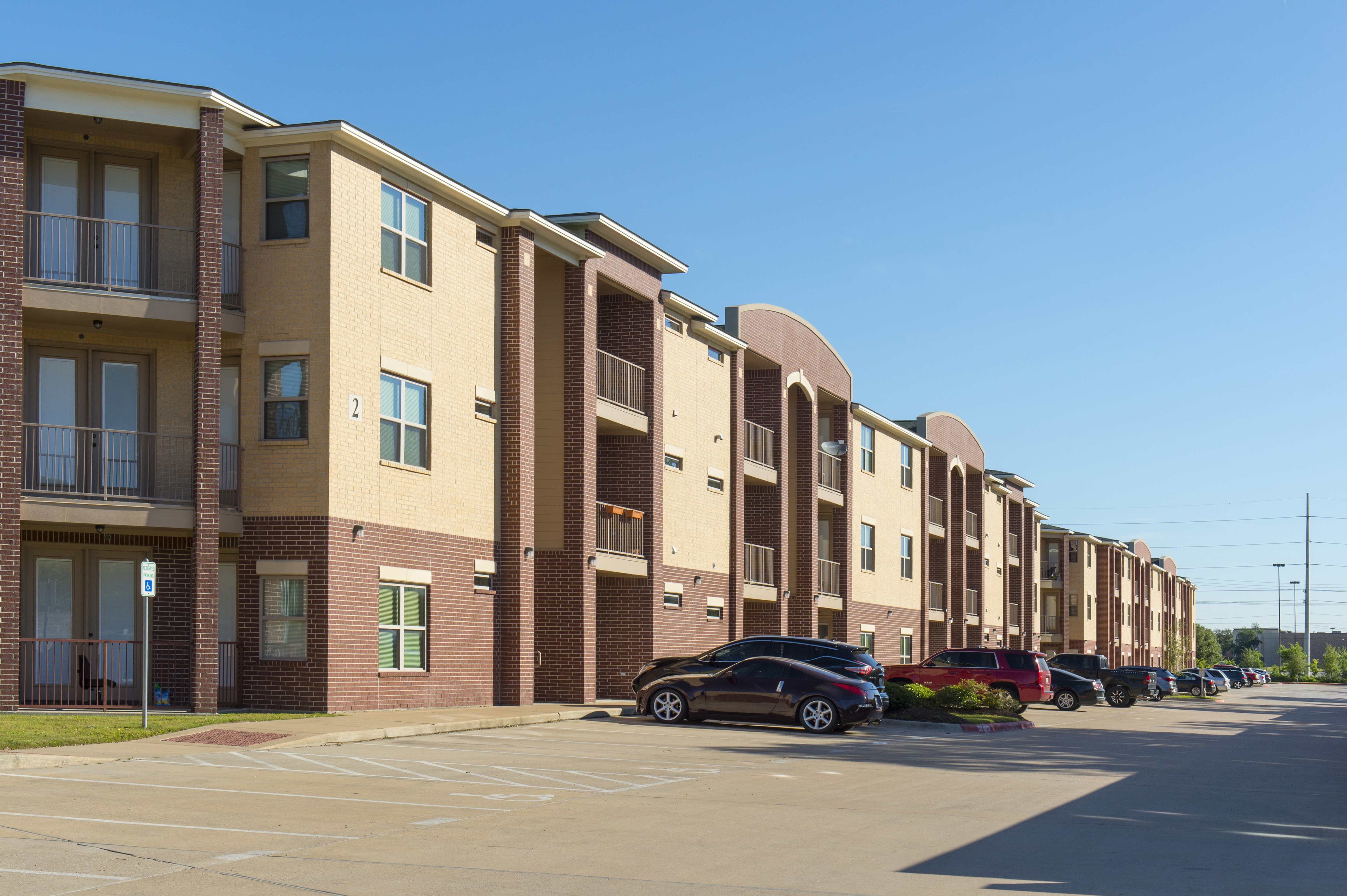 Photo of Falcon Point Condos, Dec 2017