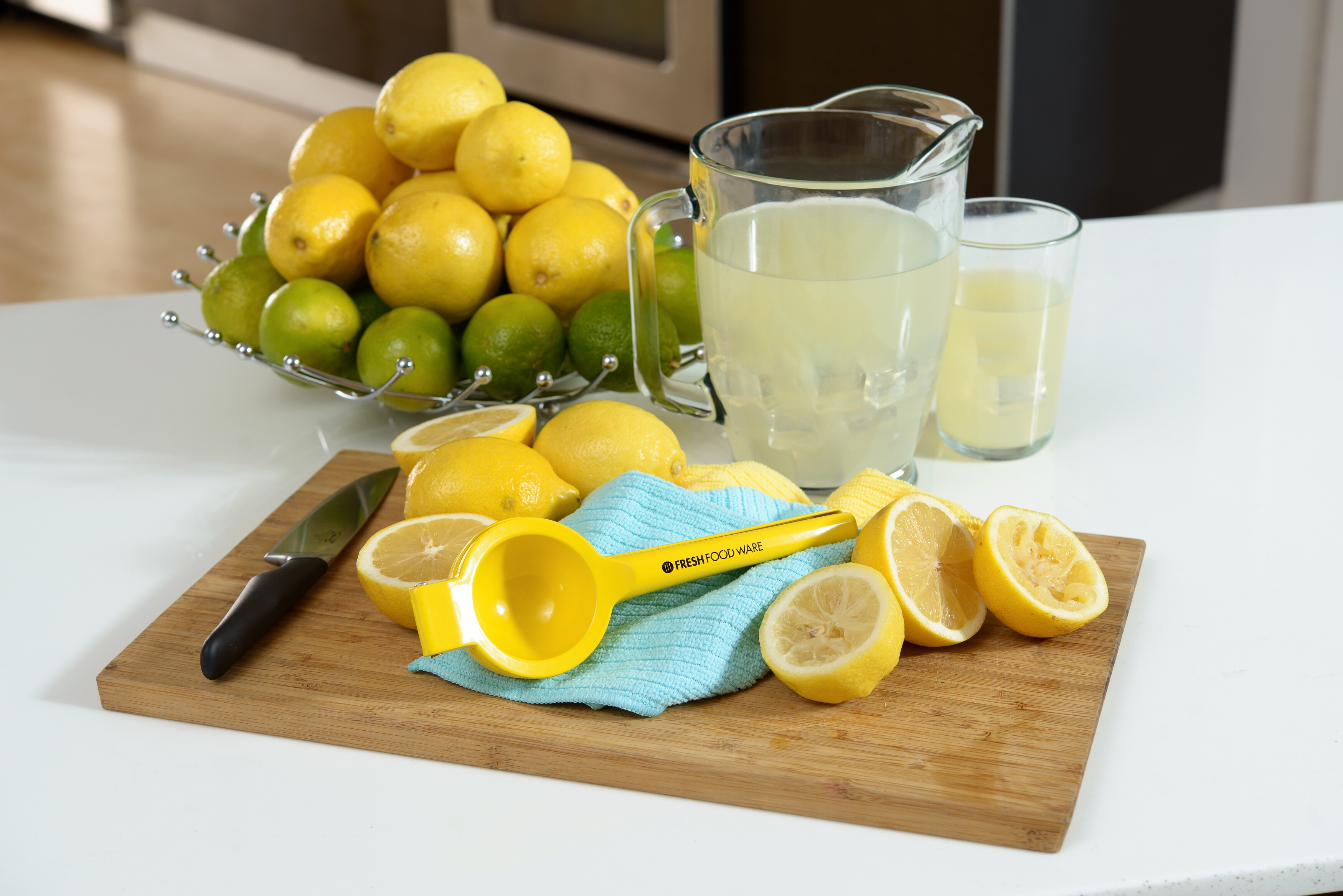 Lemon_Squeezer_Product.jpg