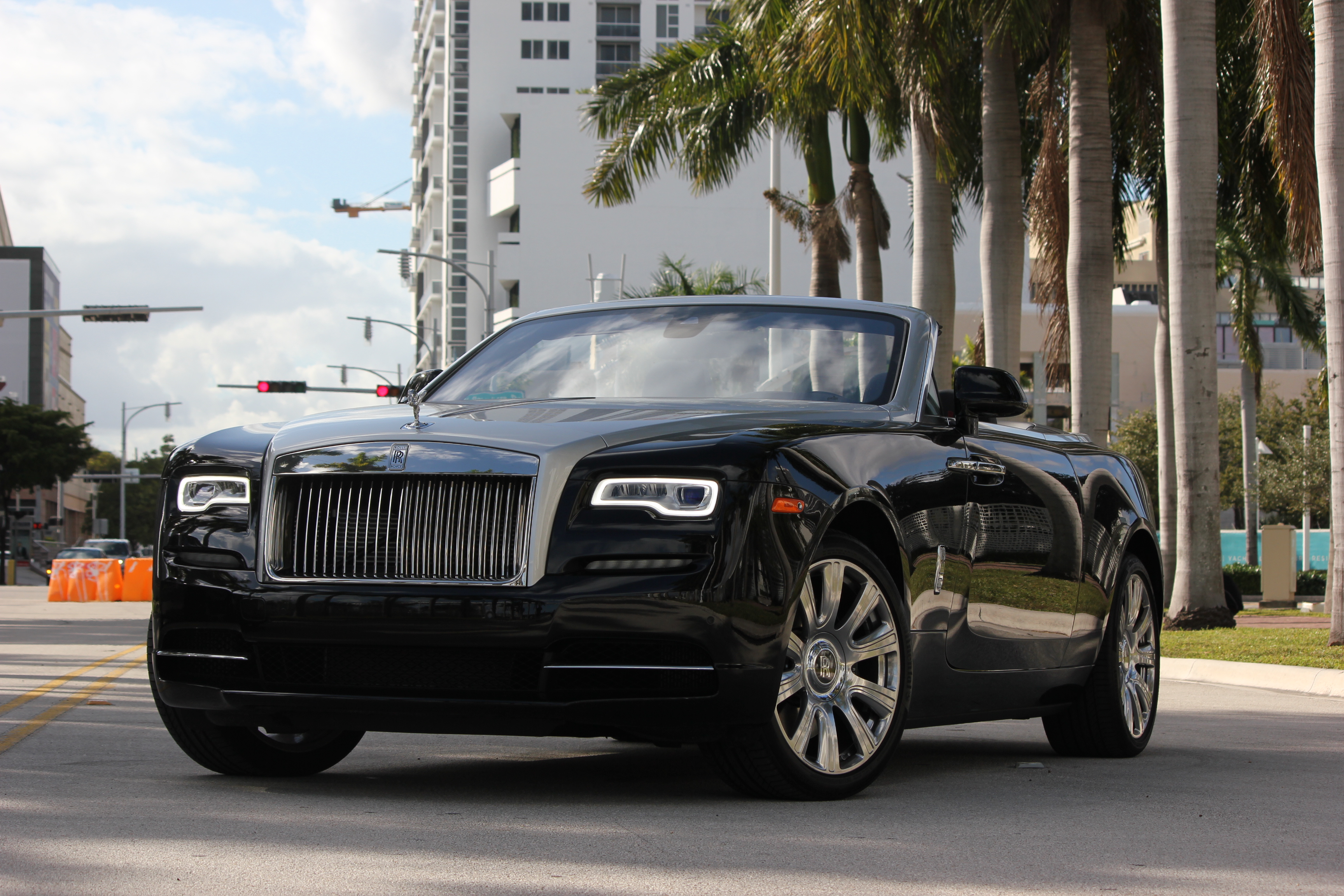 Rolls Royce Dawn Convertible