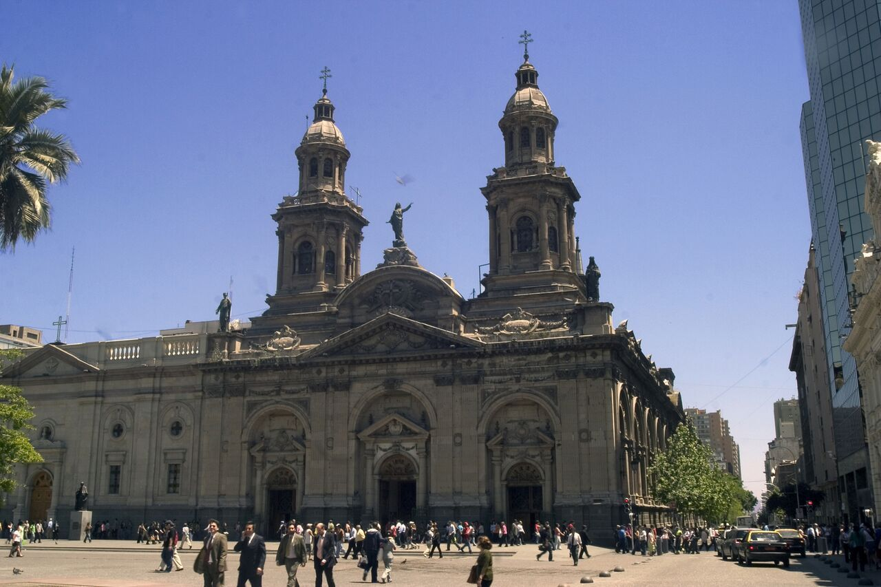 4-Day Ultimate Santiago Layover: From City and Coast