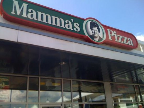 Mamma's Pizza'