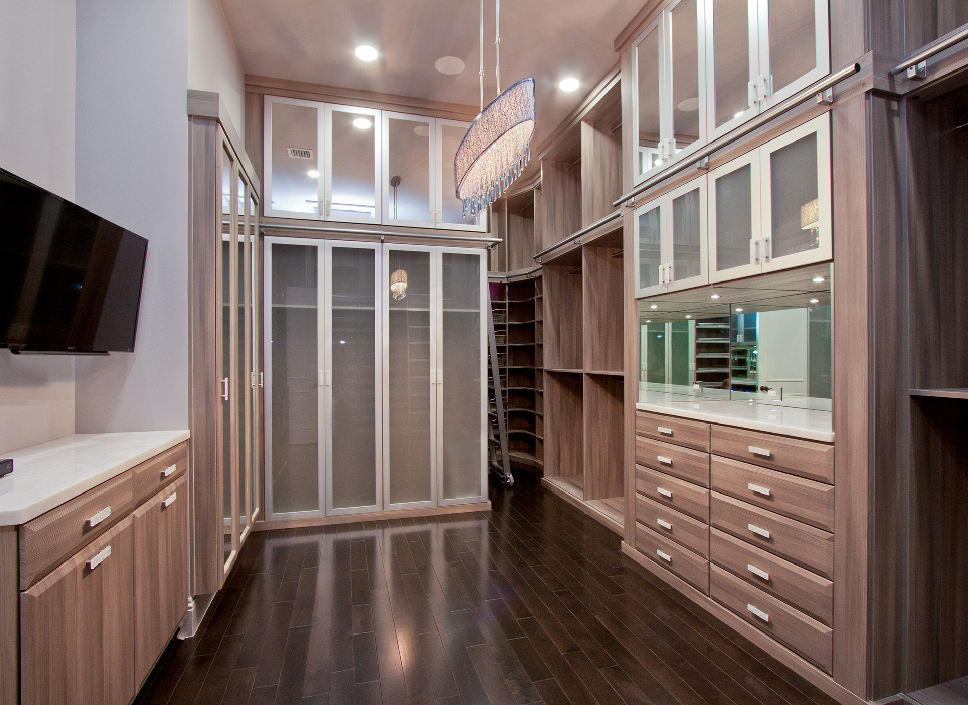 Custom Closets