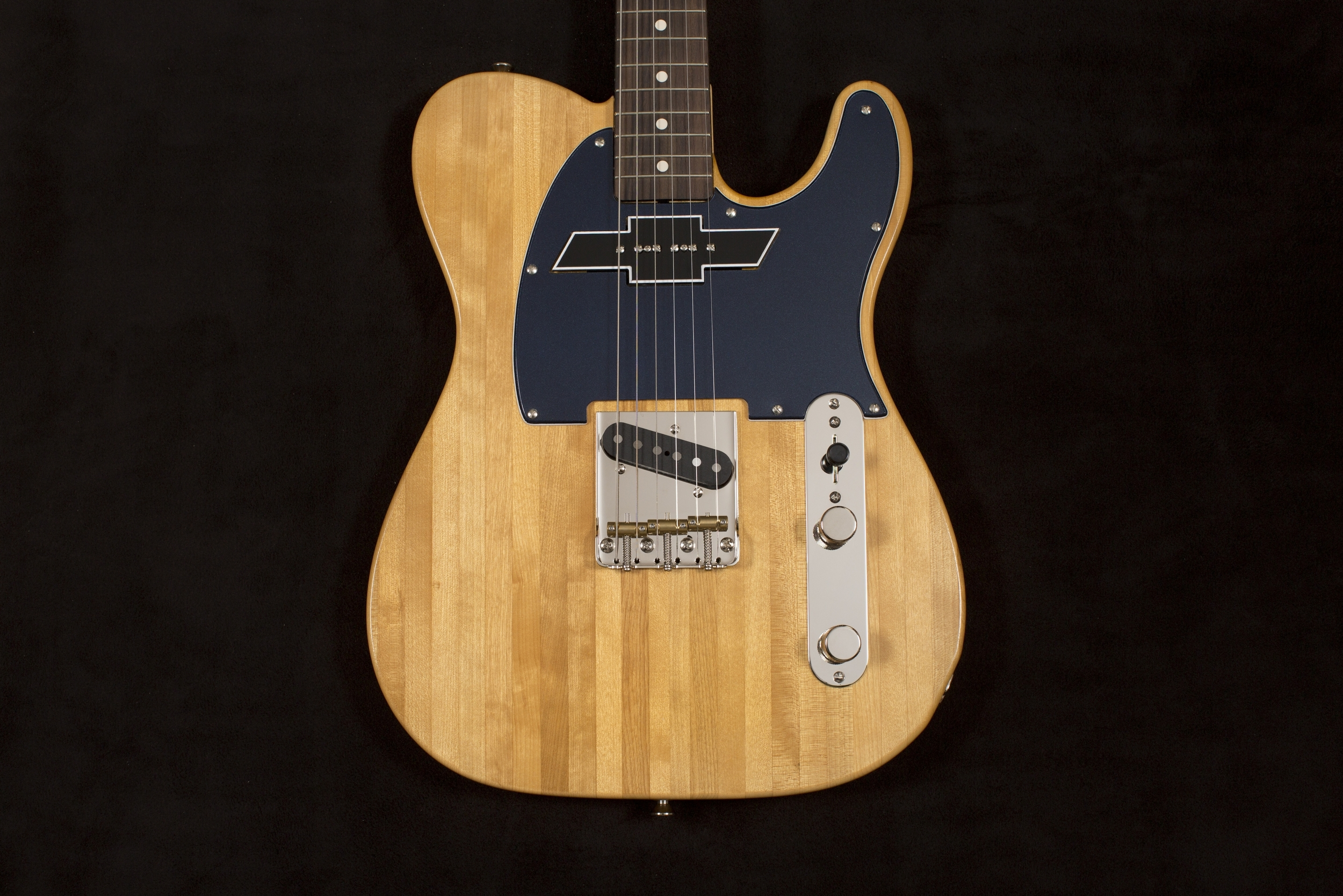 Wallace Detroit Guitars Collaborates with Chevrolet
