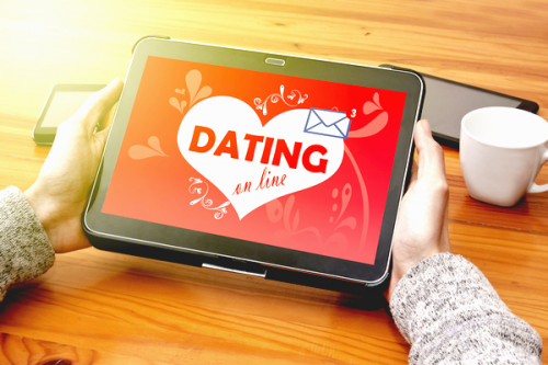Online Dating Background Check'