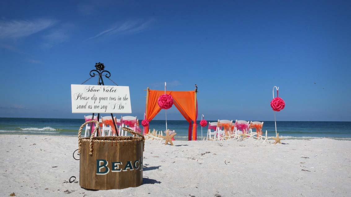 Weddings on the beach'