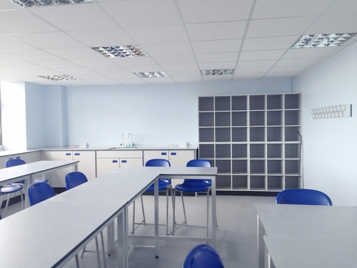 Global Laboratory Furniture in Education Market