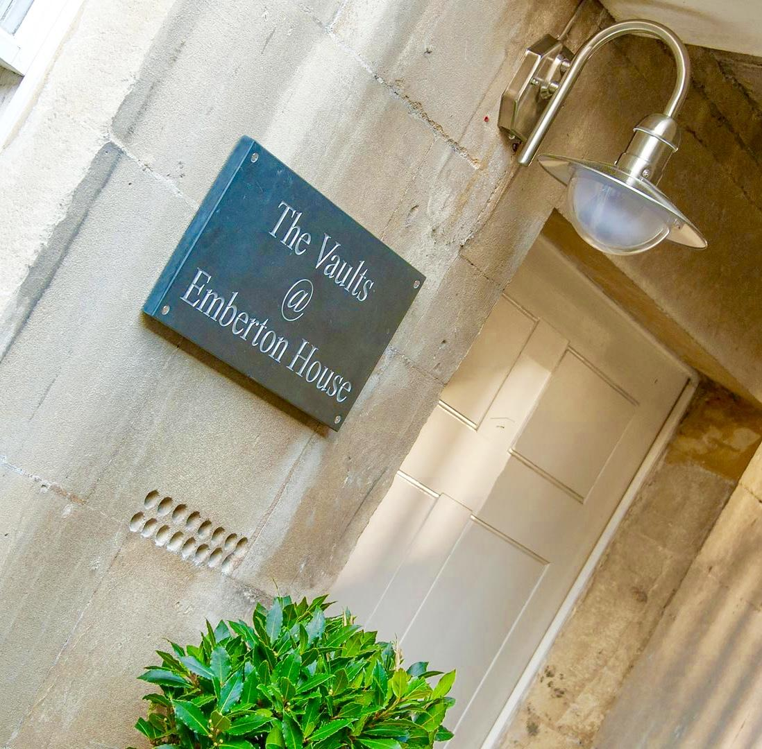 The Vaults - Hiplets