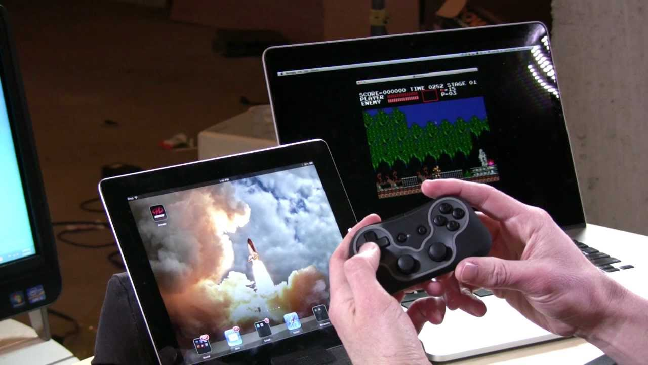 Mobile Wireless Gaming Controller