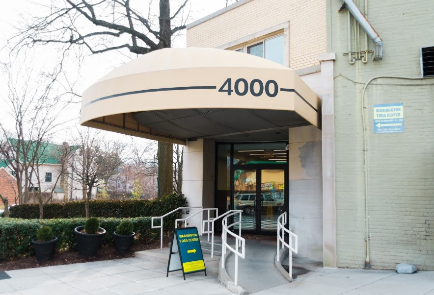 Company Logo For District Smiles'