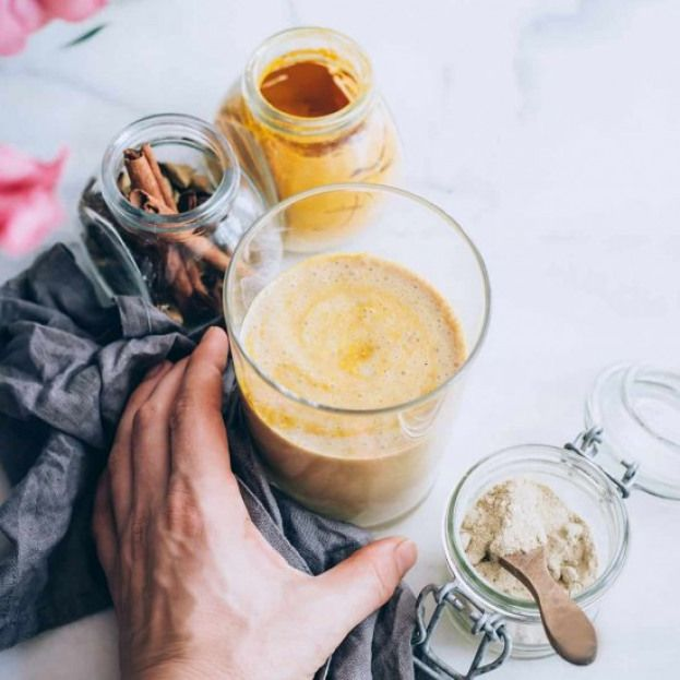 Beauty-Boosting Beverages'