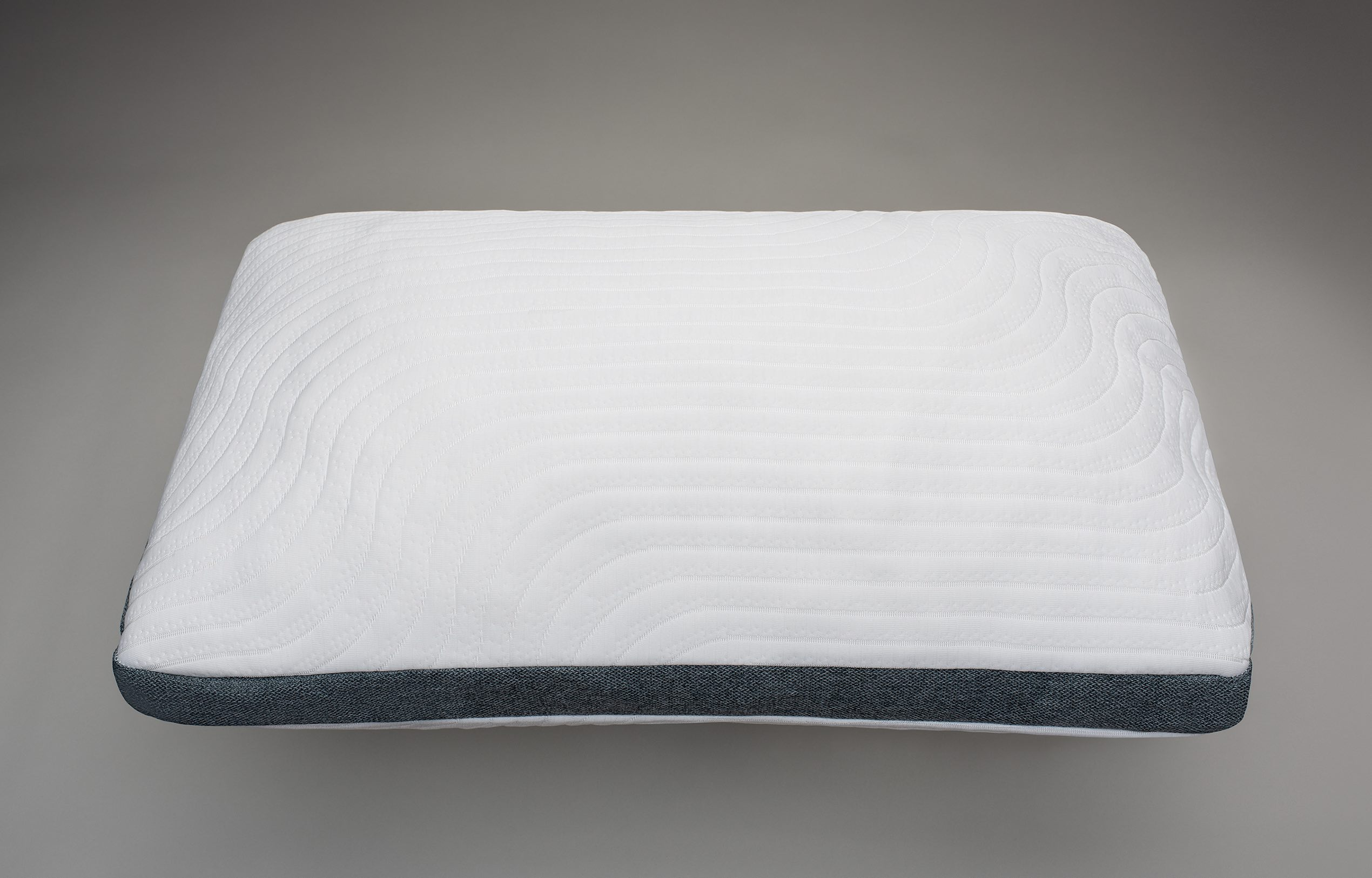 8 Hours Pillow