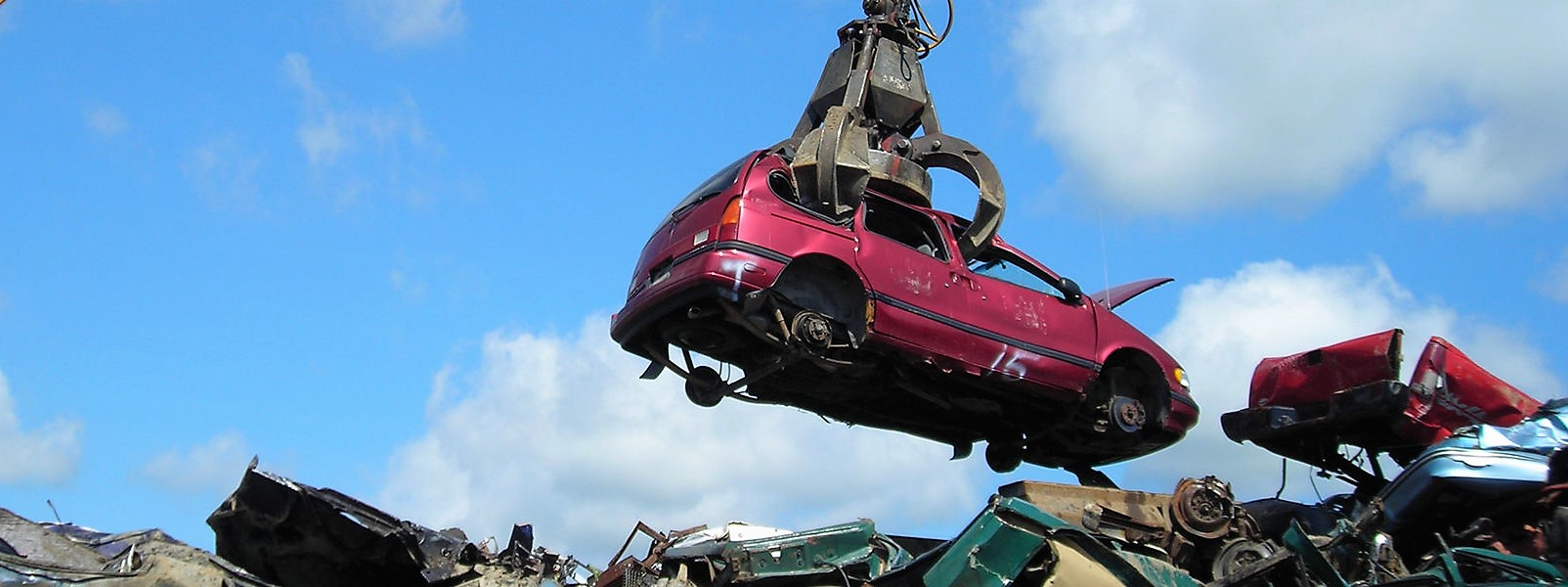 Why Recycling Your Old Vehicle is Good for the Environment'
